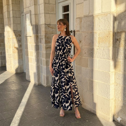 Robe longue fluide à motif floral bleu et écru