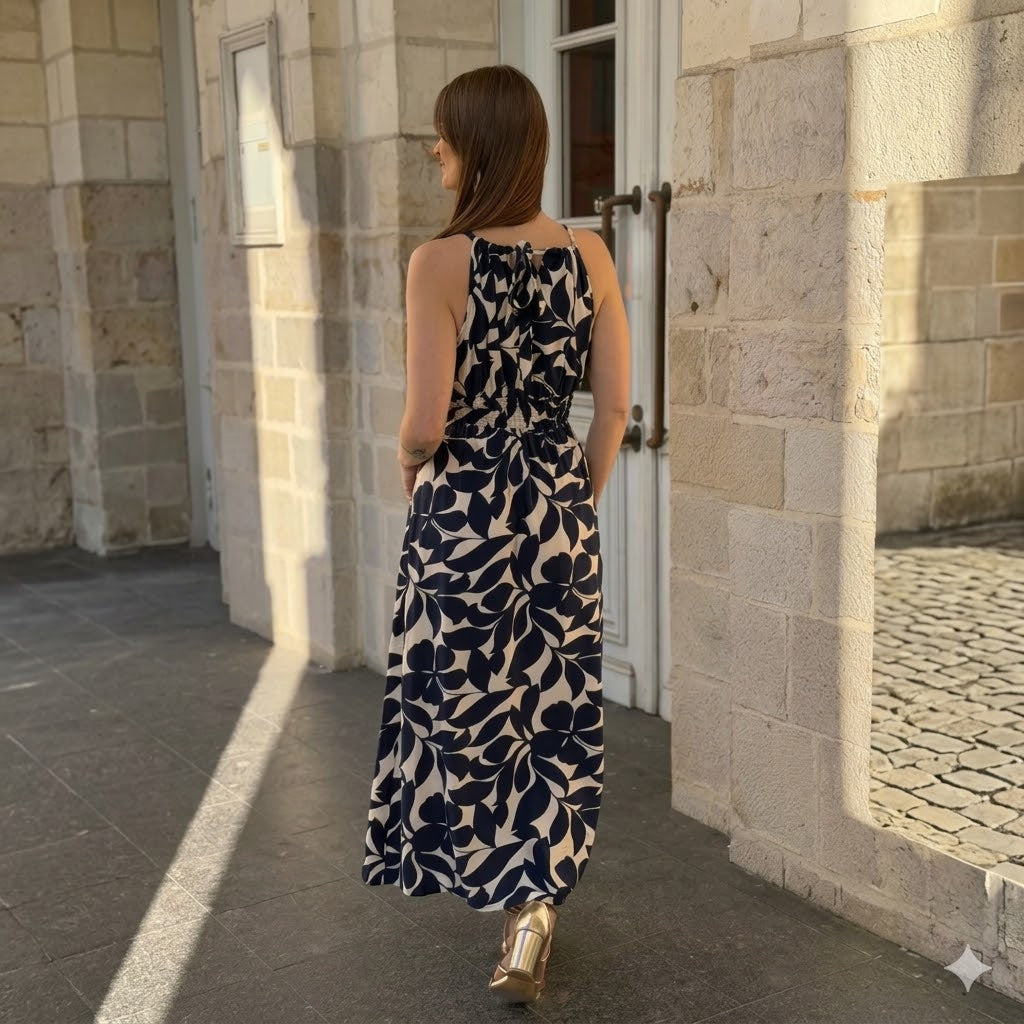 Robe longue fluide à motif floral bleu et écru