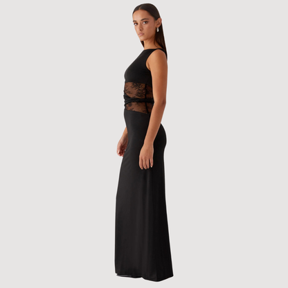 Elegantes Abendkleid mit femininen Cutouts