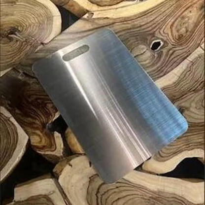 Planche à découper en titane