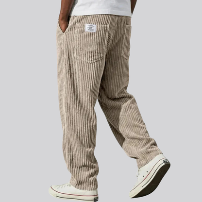 Herrenhose aus Cord