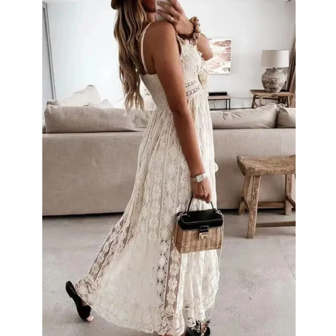 Langes, fließendes Sommerkleid aus Spitze – elegant und schick für Damen