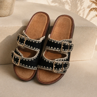 Elegante, bequeme Damensandalen mit verzierten Riemen