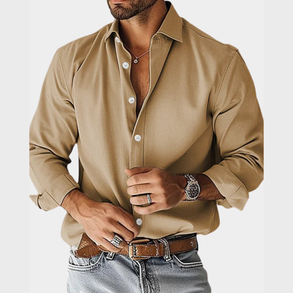 Elegante Herrenhemden in moderner Passform