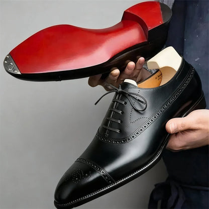 Elegante Richelieu-Herrenschuhe mit Schnürung