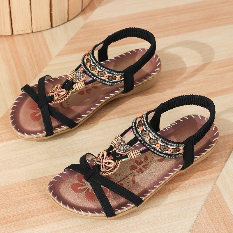 Bequeme Sandalen im Boho-Stil
