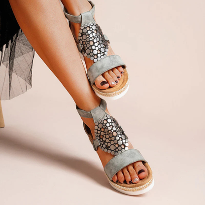 Sandalen mit Keilabsatz