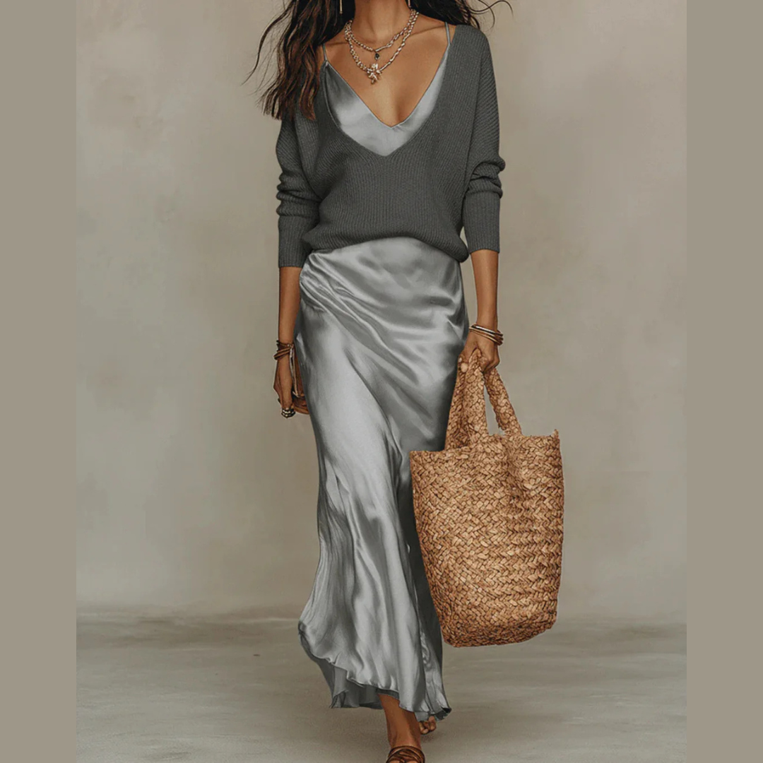 Robe satinée midi élégante