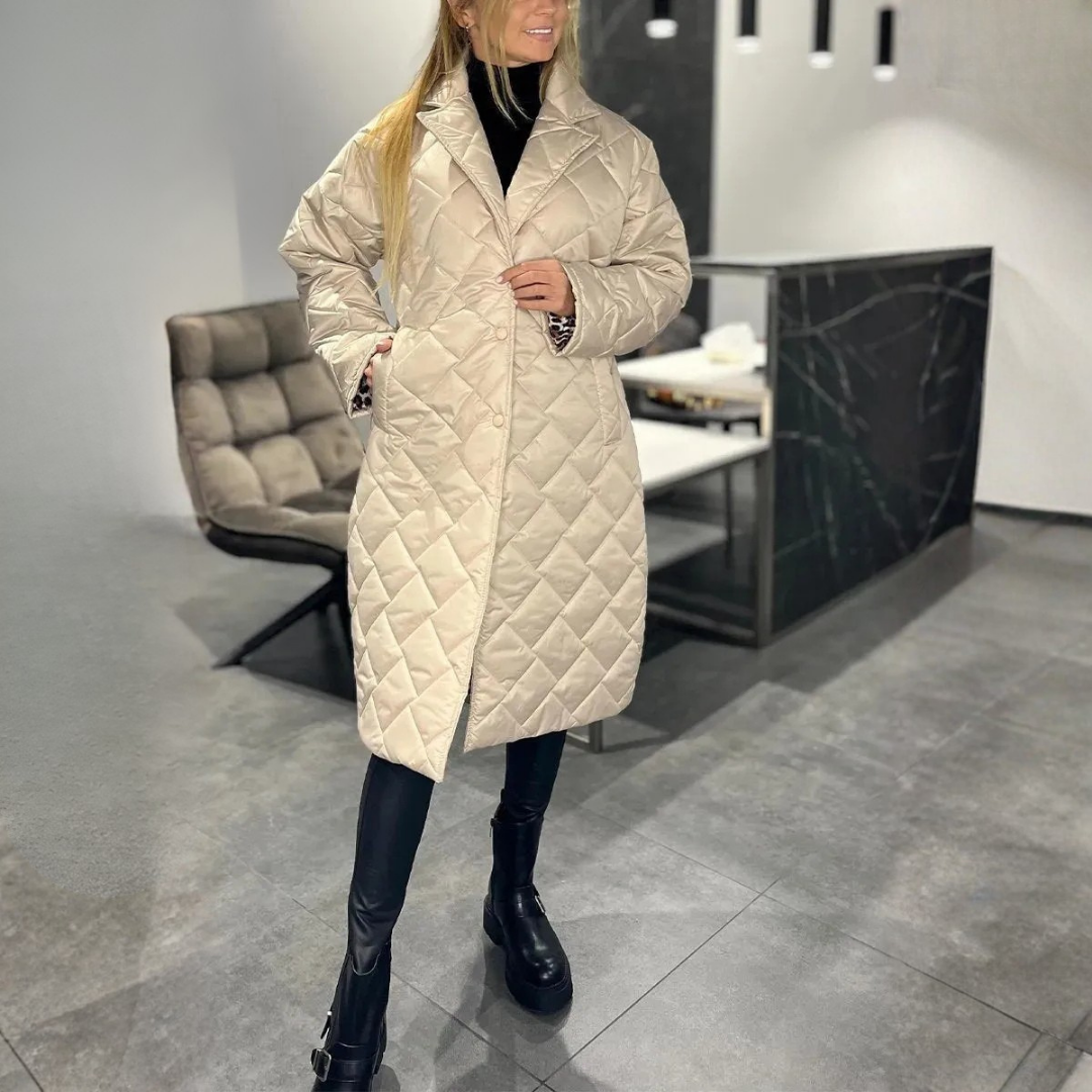 Wende-Steppmantel mit Leopardenfutter