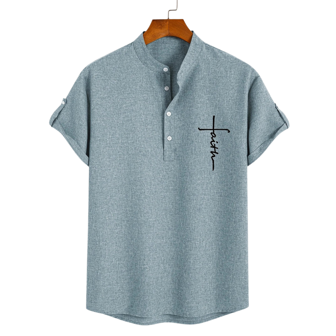 Chemise élégante à manches courtes et col montant