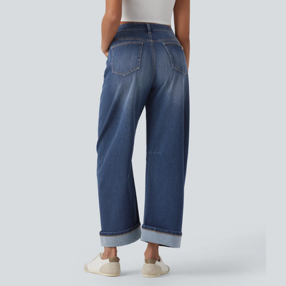 Gerade geschnittene Damenjeans mit mittlerer Leibhöhe und Verwascheneffekt