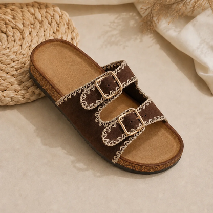 Elegante, bequeme Damensandalen mit verzierten Riemen