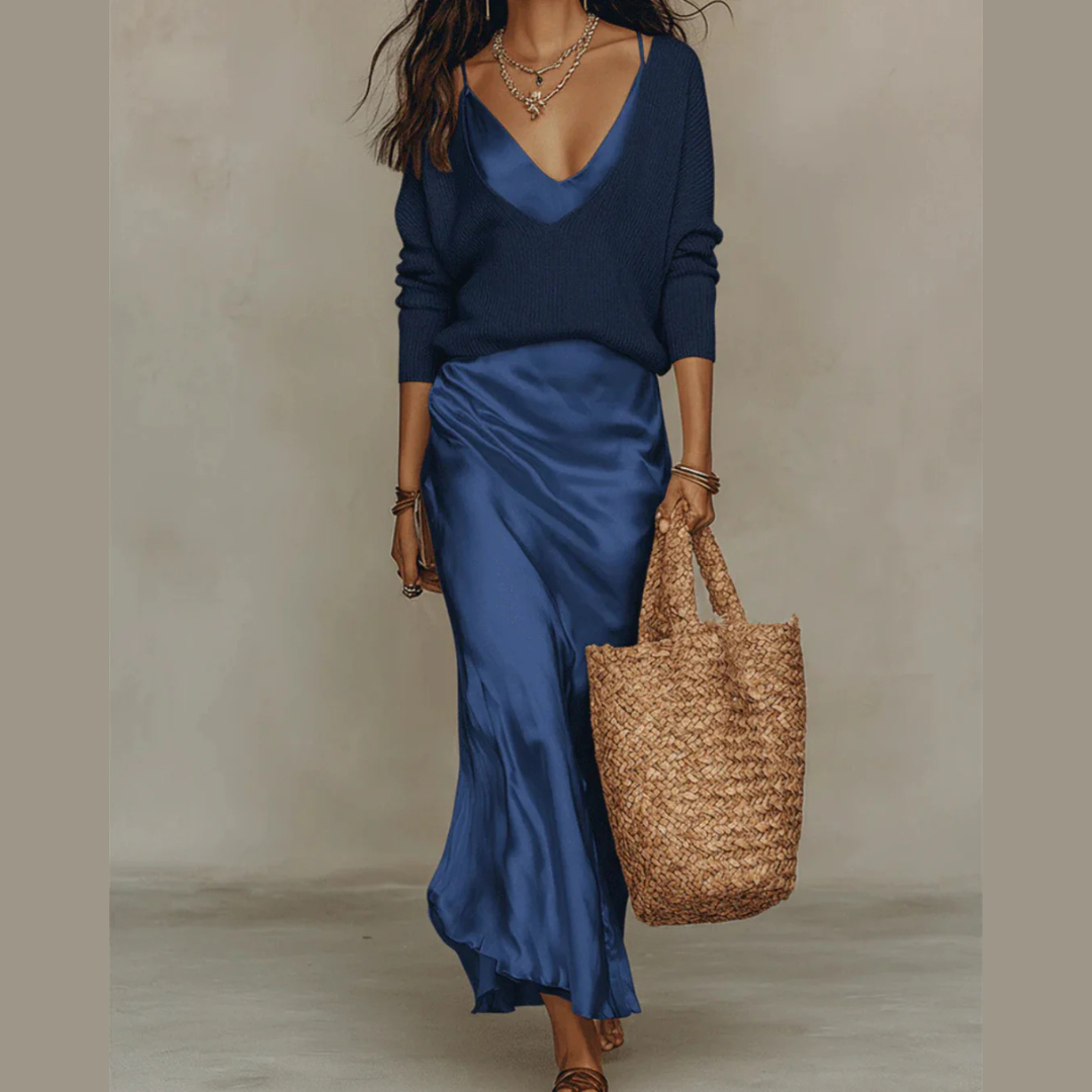 Robe satinée midi élégante