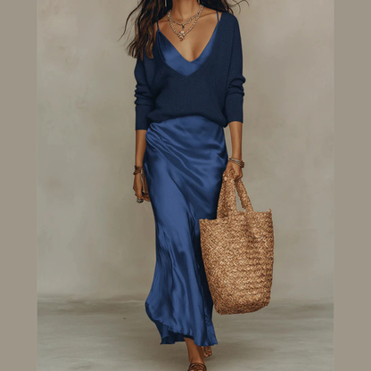 Robe satinée midi élégante