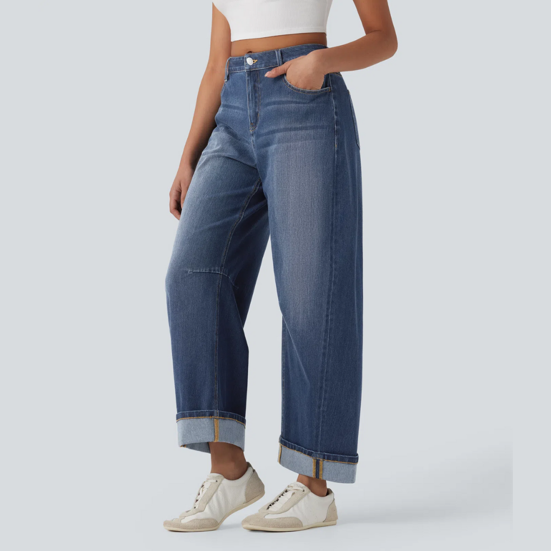 Gerade geschnittene Damenjeans mit mittlerer Leibhöhe und Verwascheneffekt