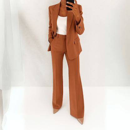 Costume femme deux pièces élégant