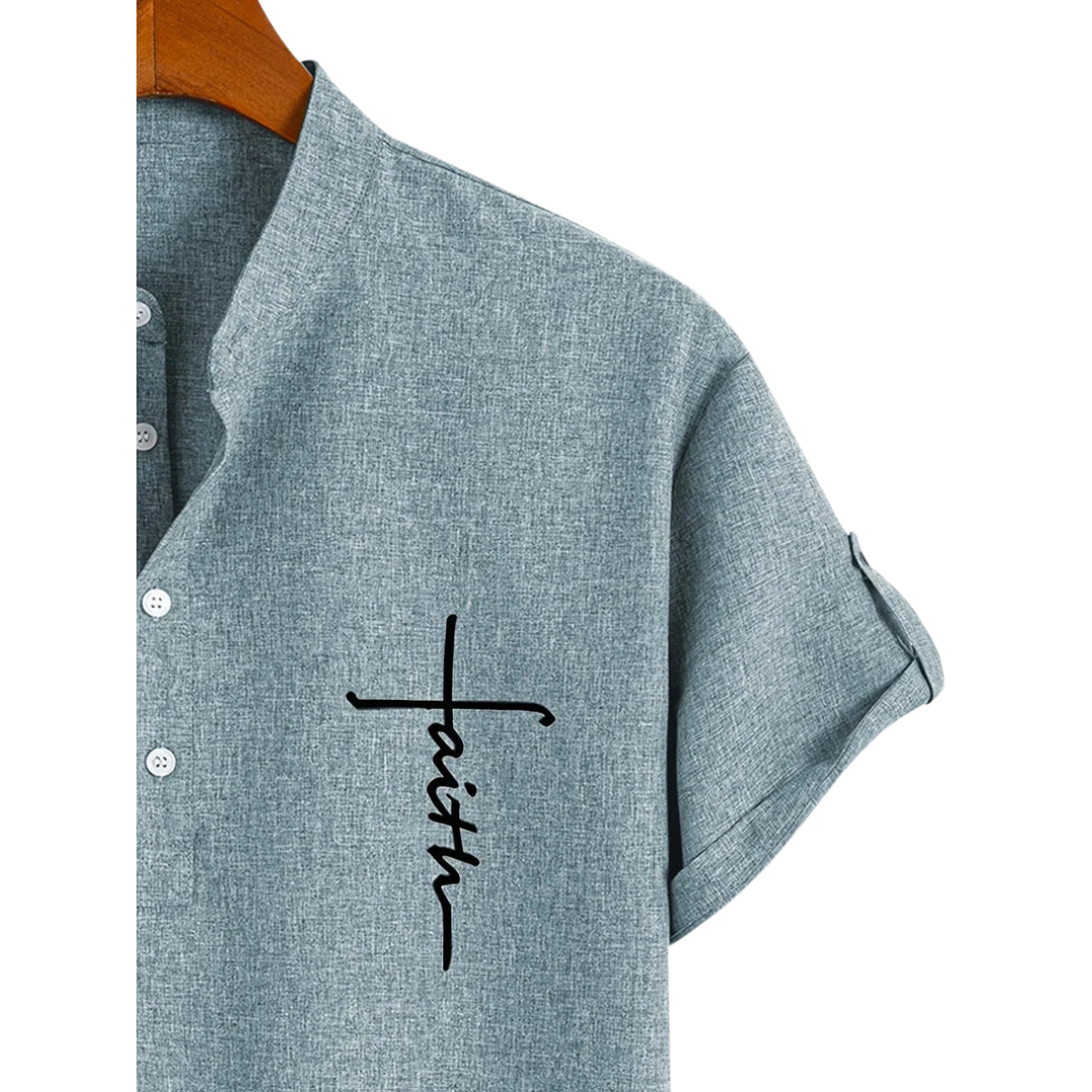 Chemise élégante à manches courtes et col montant
