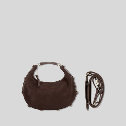 Halbmondförmige Tasche aus kaffeefarbenem Wildlederimitat