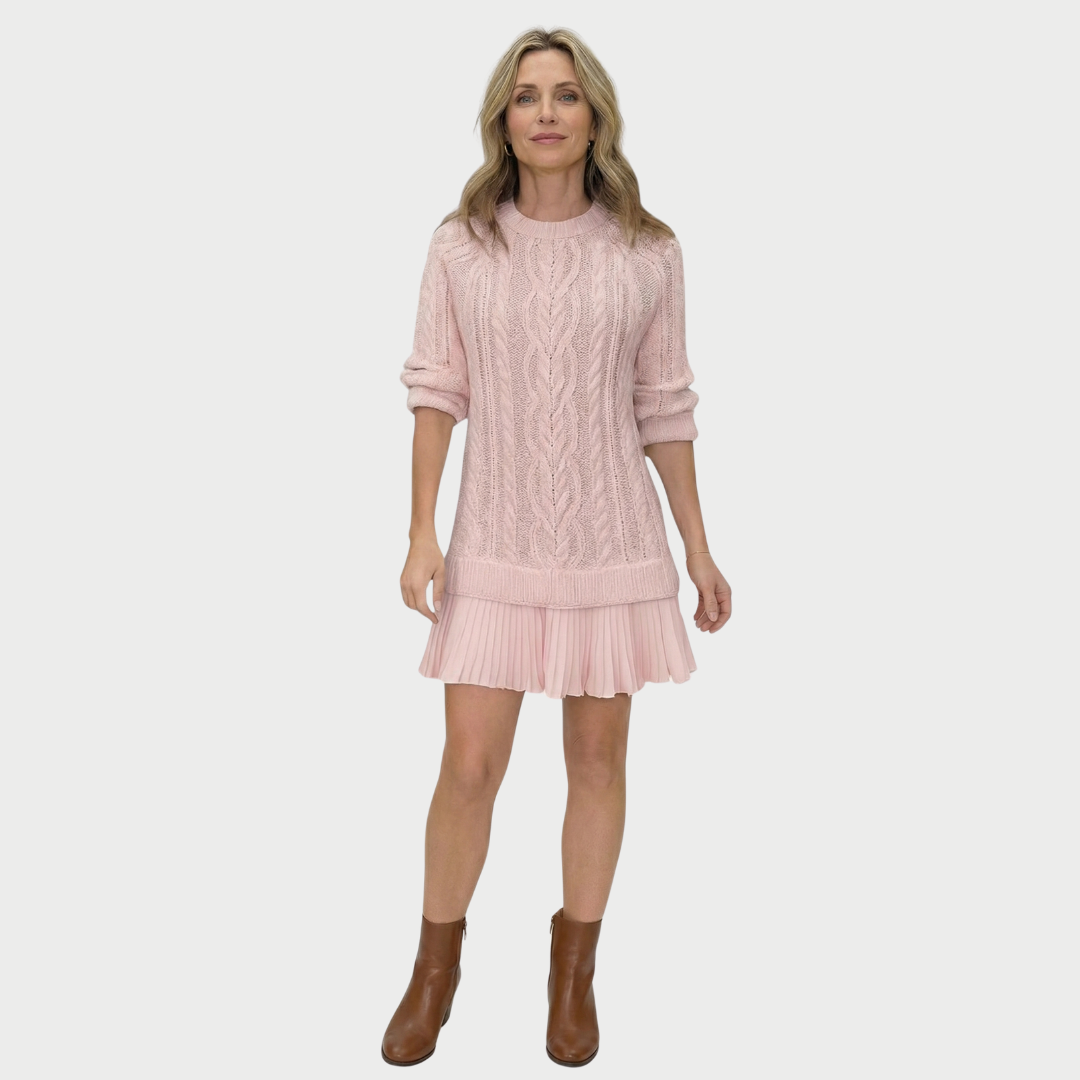 Damenpullover aus Zopfstrick