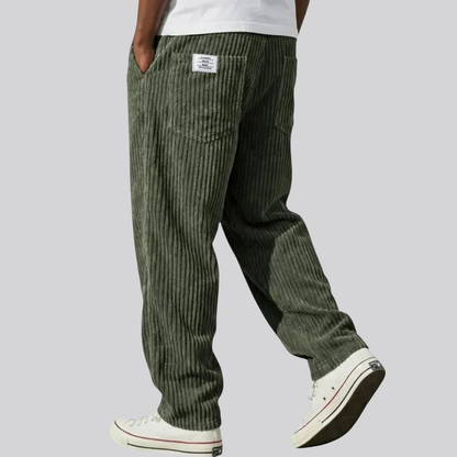 Herrenhose aus Cord