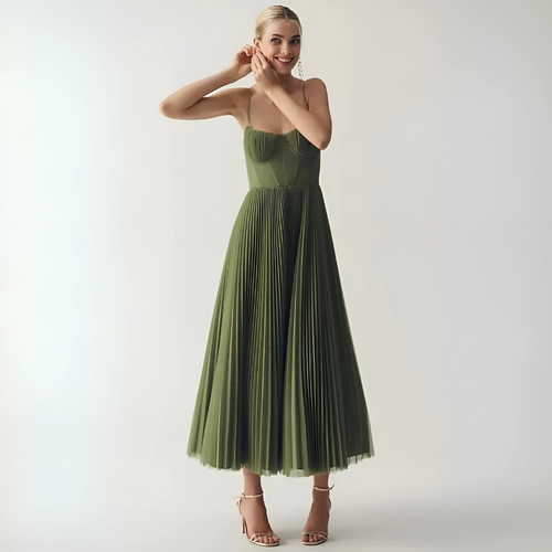 Robe asymétrique en tulle plissé vert – Élégance aérienne