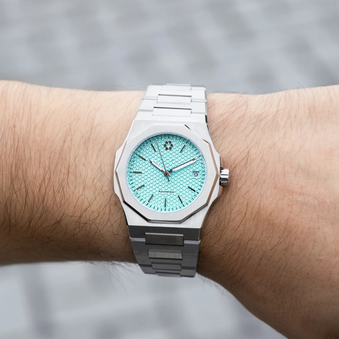 Montre automatique acier turquoise élégante