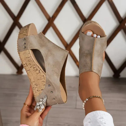 Sandalen mit hohem Absatz und Korksohle