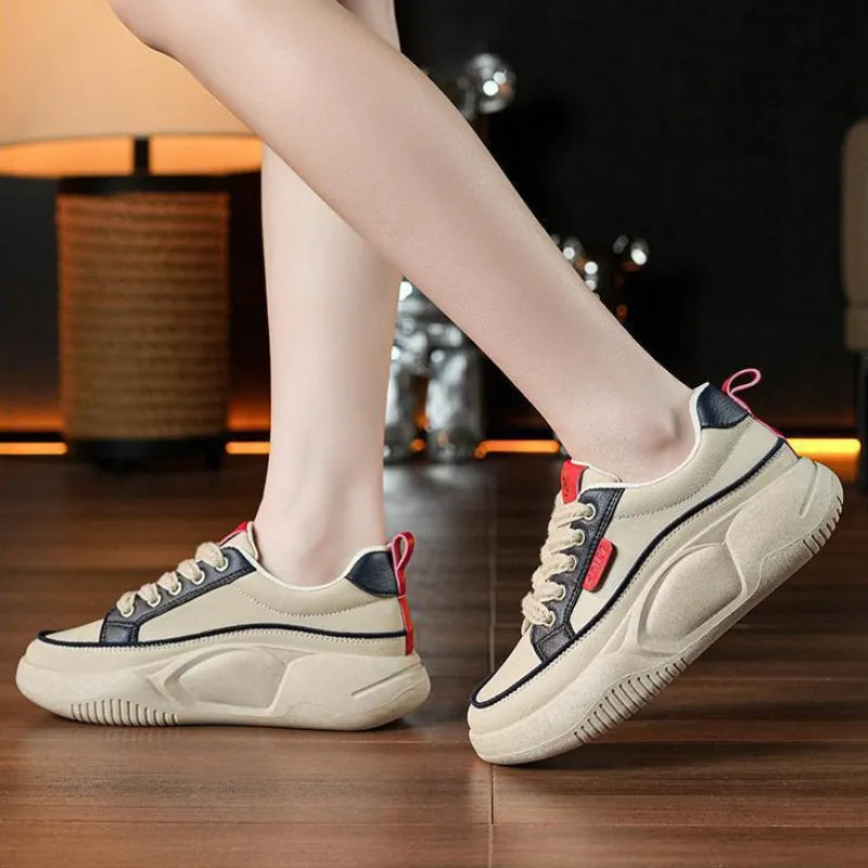 OrthoBella – Urbane Sneakers mit orthopädischem Komfort für Damen