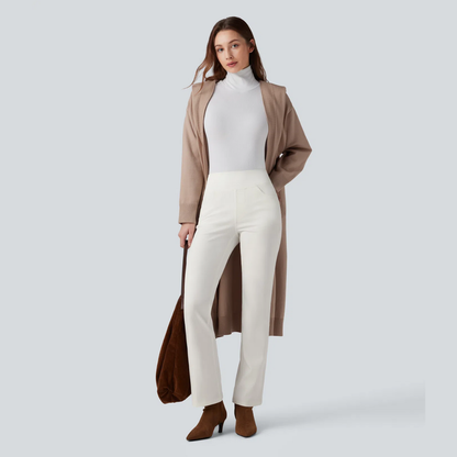 Bootcut-Jeans mit hoher Taille, Stretch und mehreren Taschen