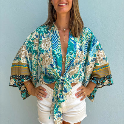 Kimono Court Femme – Fleur Menthe – Léger, Fluide et Estival