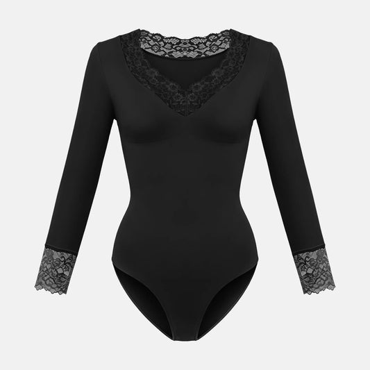 Figurformender Body aus Spitze mit V-Ausschnitt