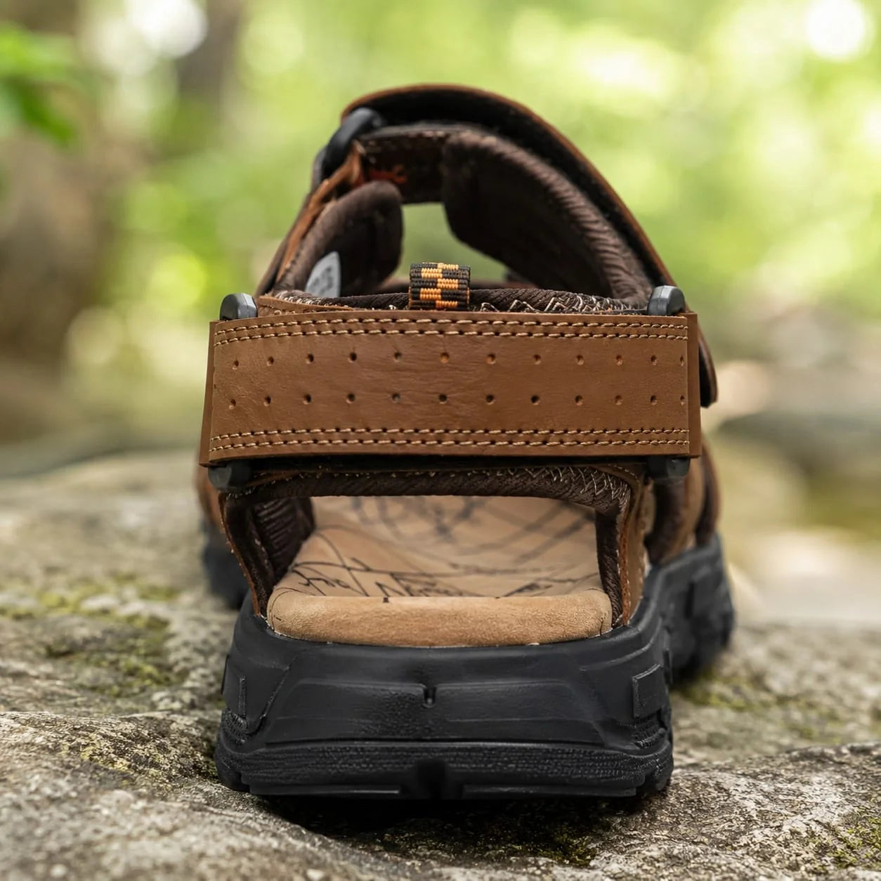 Orthopädische Ledersandalen