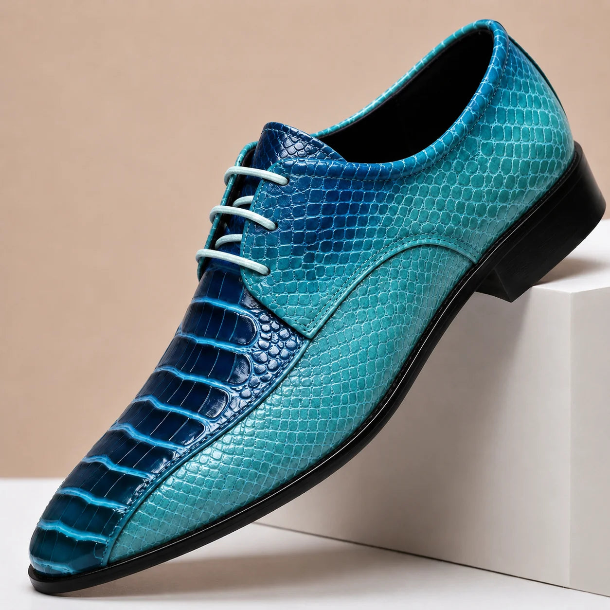 Elegante Richelieu-Herrenschuhe mit Schnürung