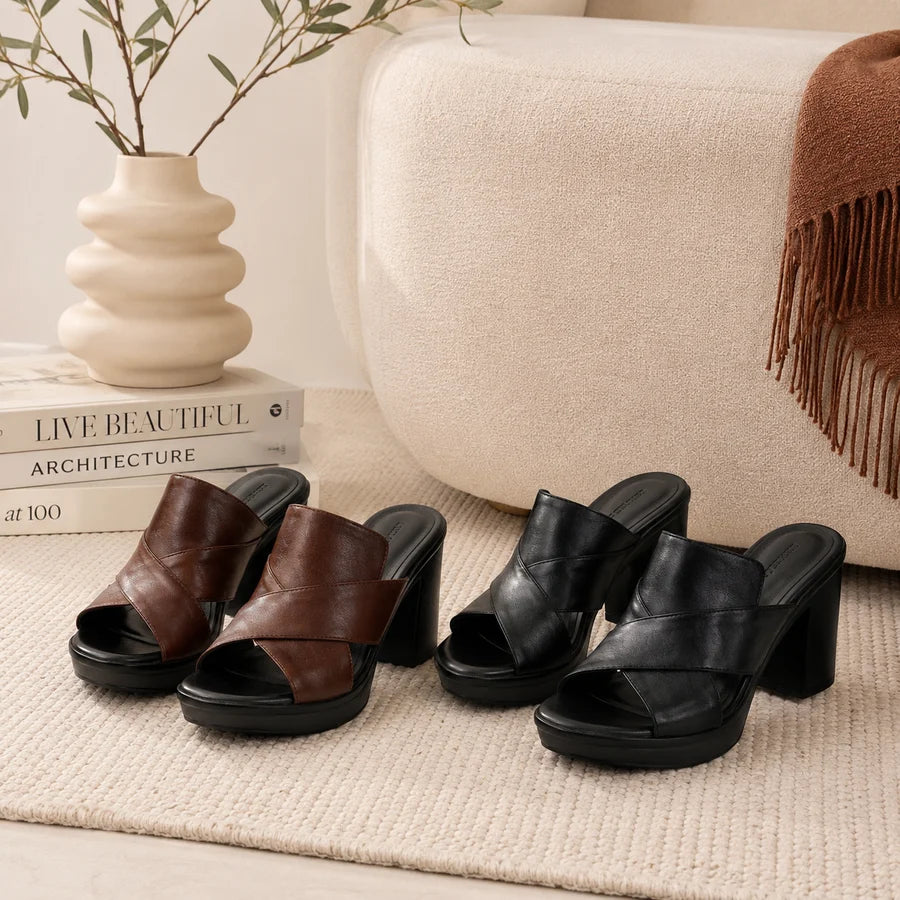 Elegante und bequeme Damensandalen mit breitem Absatz