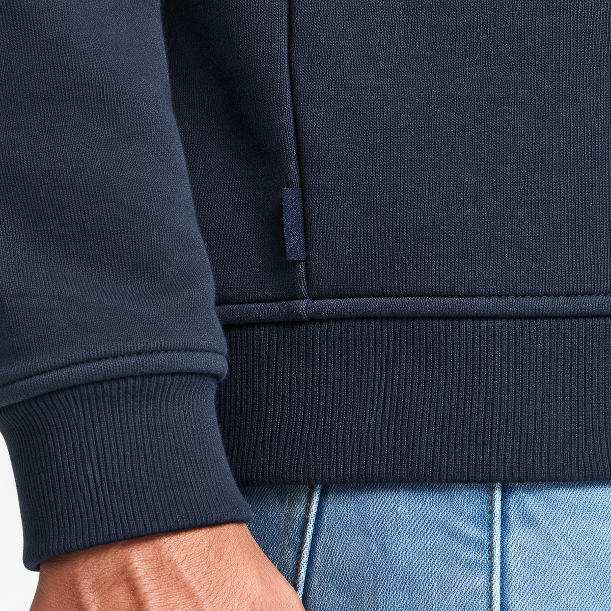 Pull Homme à Col Zippé