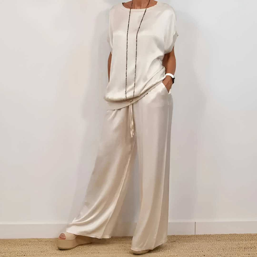 Ensemble satin femme élégant