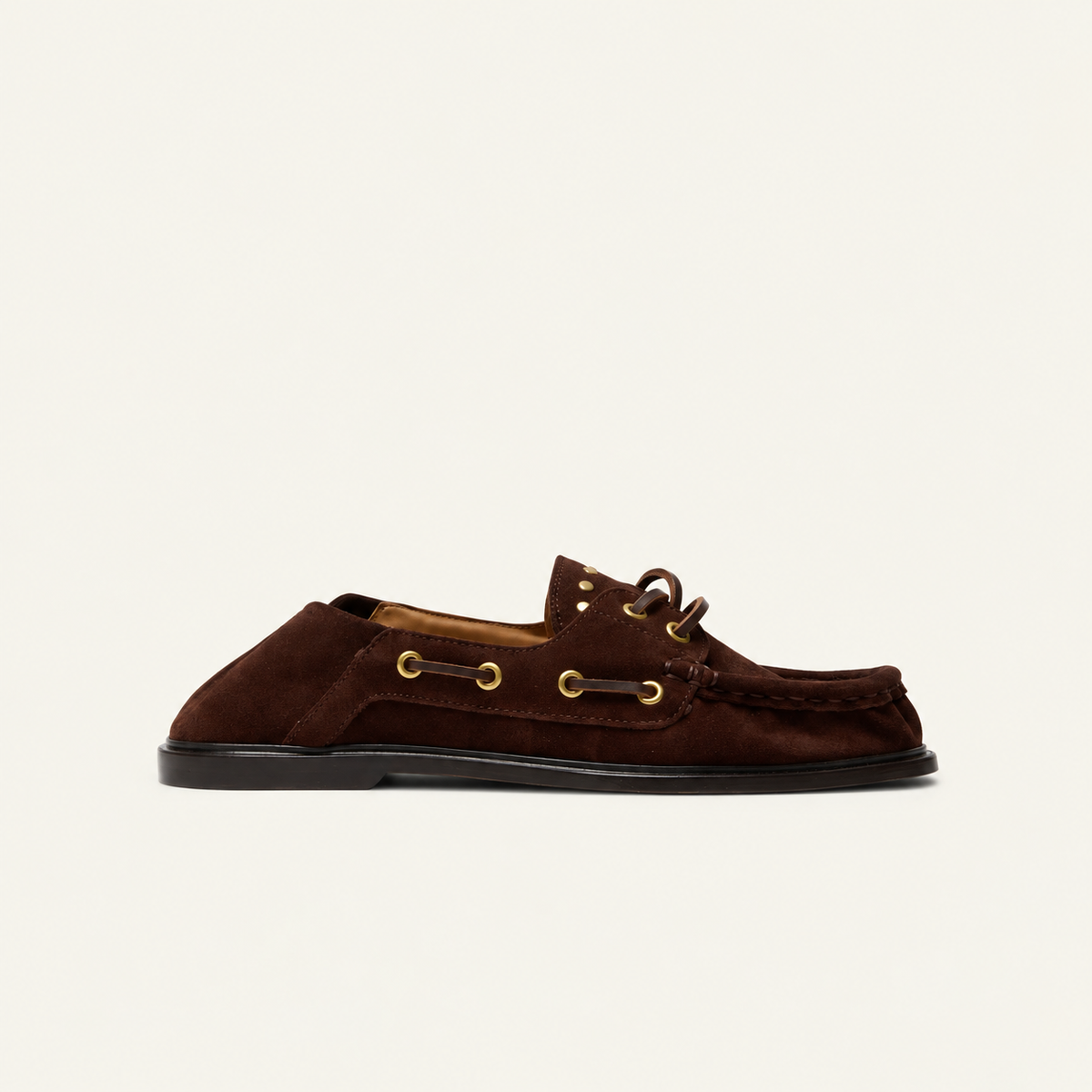 Mocassins Femme en Suède Chocolat à Clous Dorés