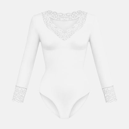 Figurformender Body aus Spitze mit V-Ausschnitt