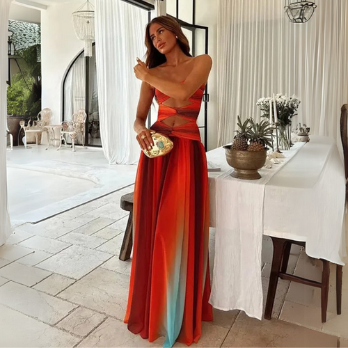 Robe fendue satinée à effet drapé