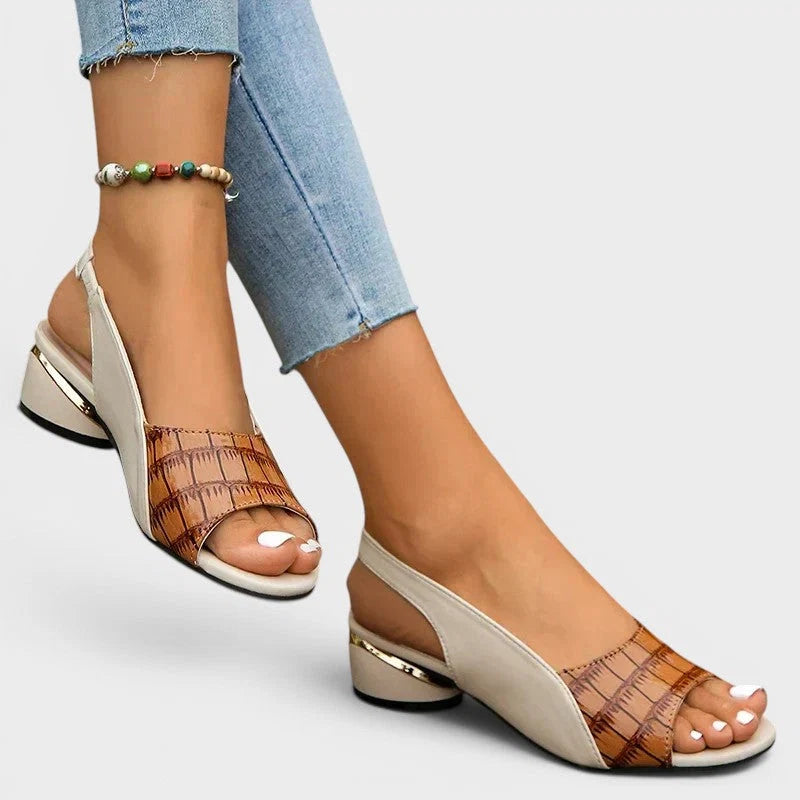 Sandales à petits talons femme élégantes et confortables