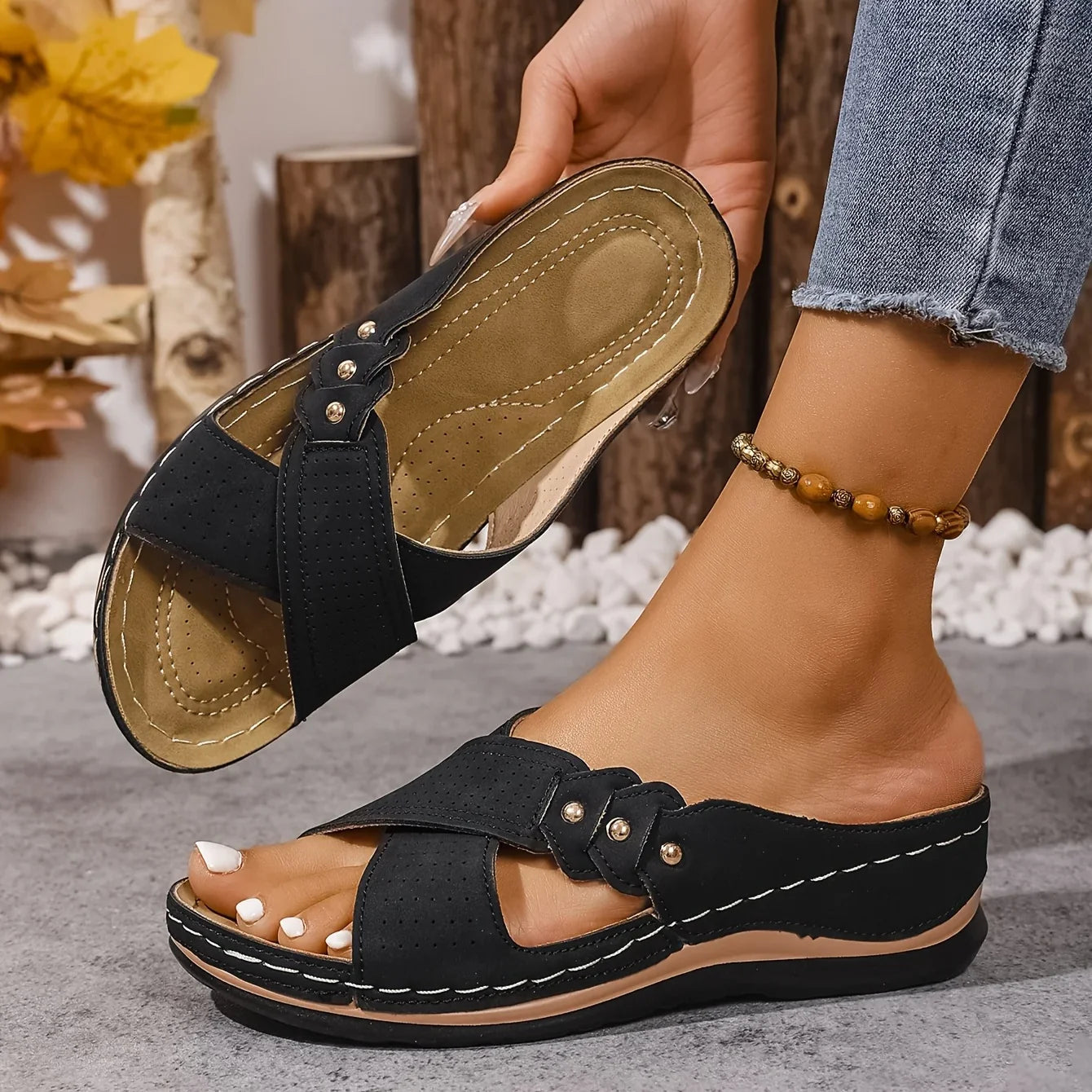 Orthopädische Damen-Sandalen mit Keilabsatz