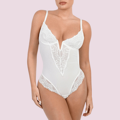 Body gainant dentelle sculptant