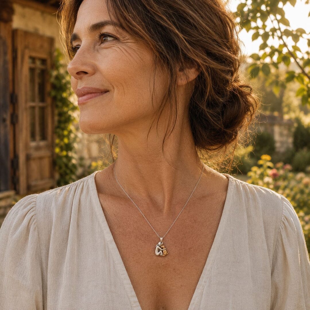 Collier cœur et chien élégant