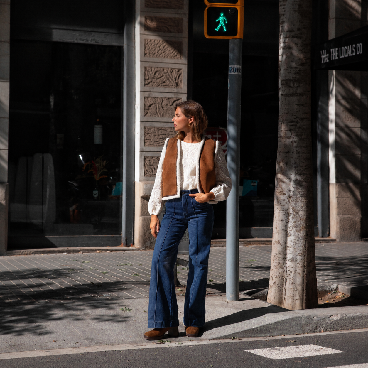 Gilet sans manches femme effet suédine doux et élégant