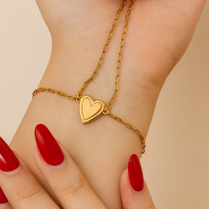 Elegantes, schmales Herzarmband