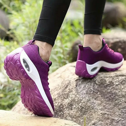 Bequeme orthopädische Sneakers für Damen