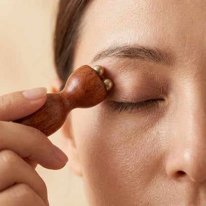 Set aus Gesichtsbürste und Augenmassagegerät