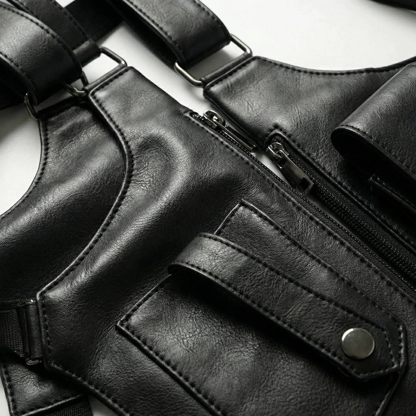 Sac de poitrine discret homme