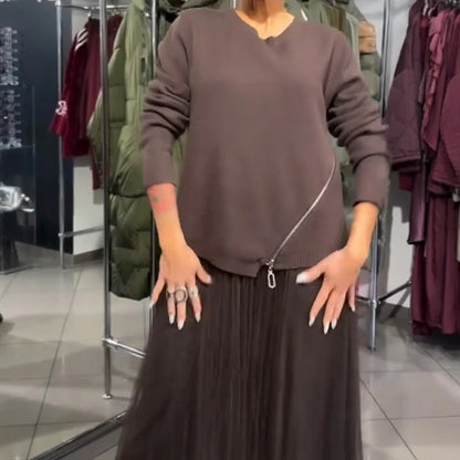 Fließendes Kleid aus Strick und Voile
