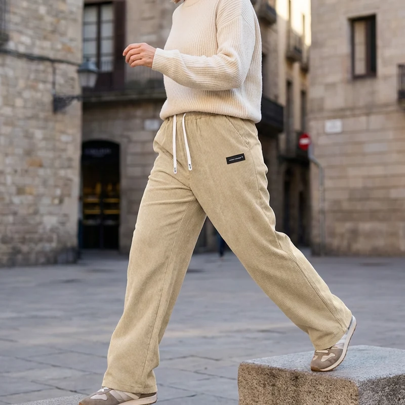Pantalon femme en velours côtelé ample avec taille ajustable